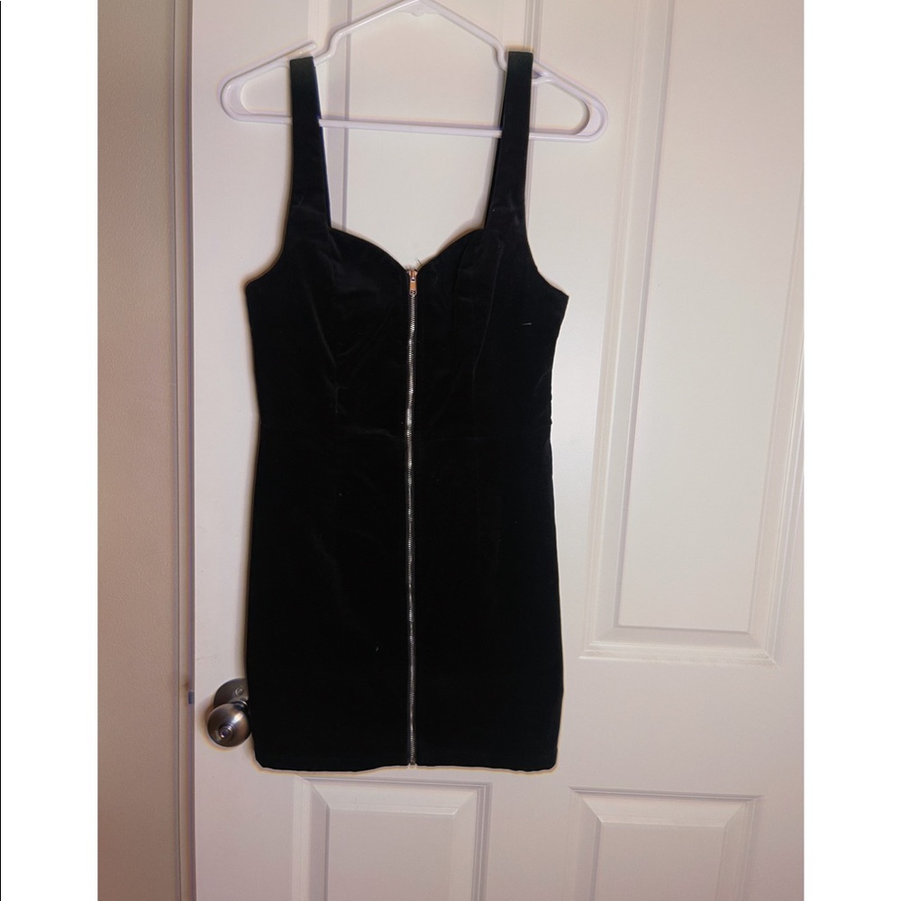 H&M Velvet black zipper dress
